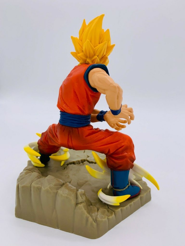 Dragon Ball Z Son Goku | 1:12 Scale Statue | von Bird Studios ...