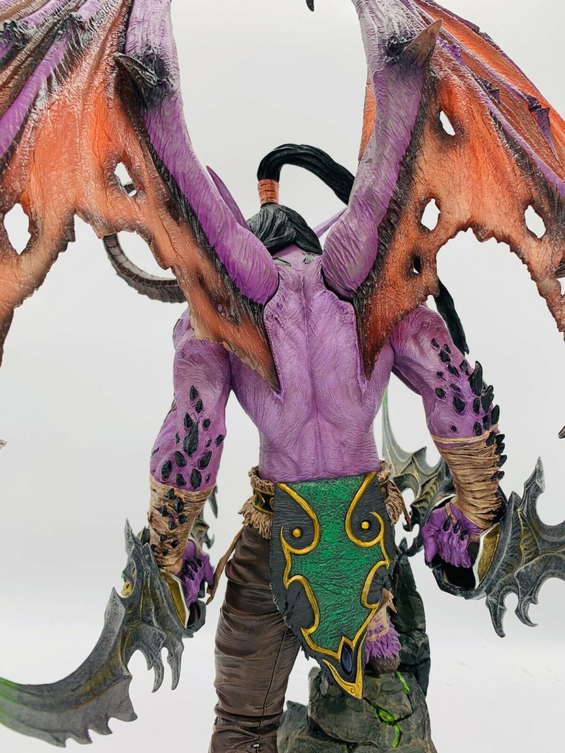 Statue premium Illidan Stormrage - World of Warcraft | Cadeau - L'électronique d'abord